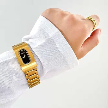 Élise – Modern Minimalist Gold-Tone Watch